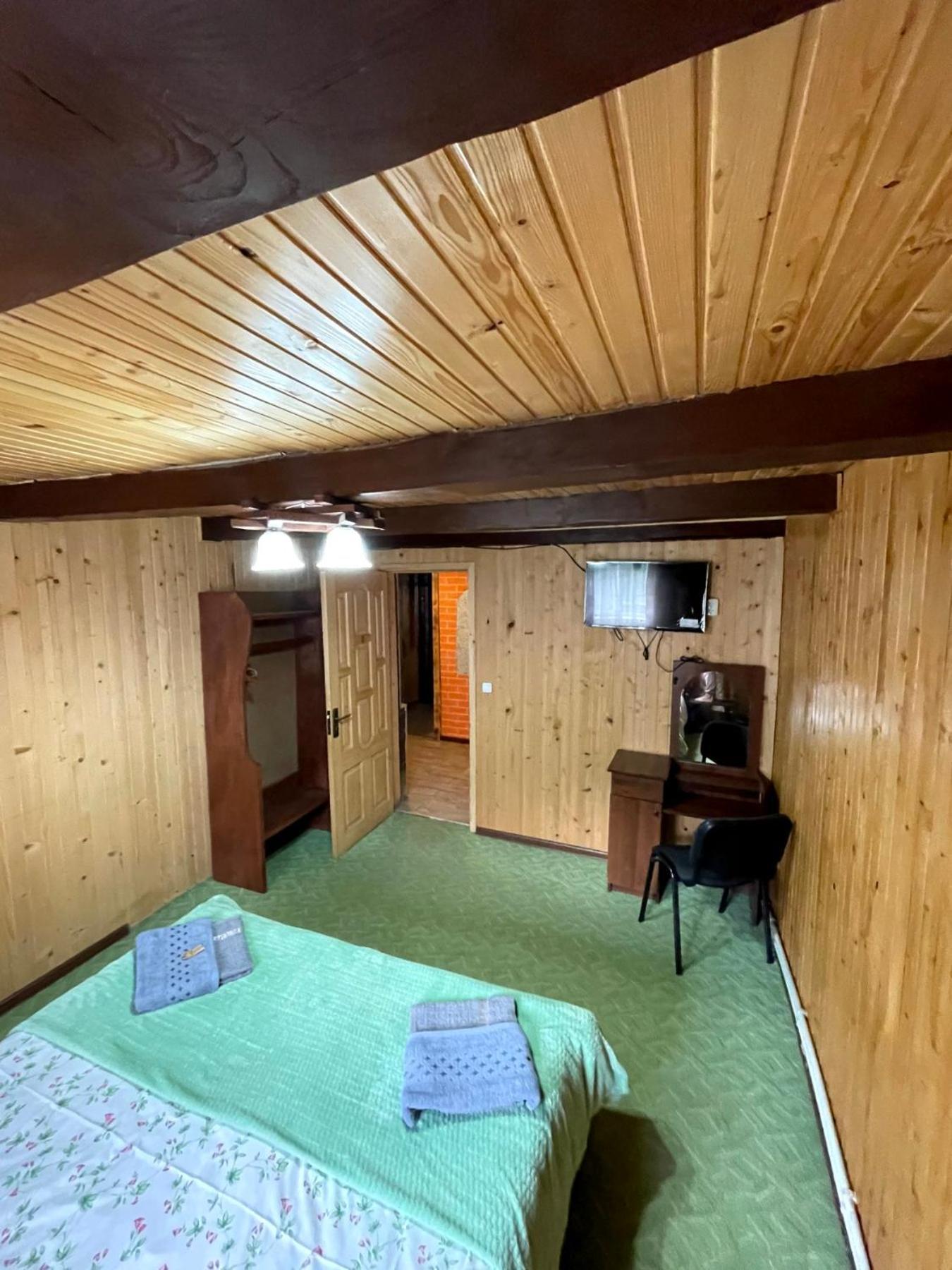 Holiday home шепіт лісу Yaremche